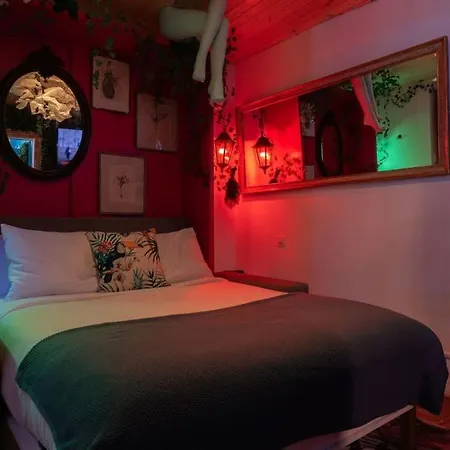 Unique Tiny Smart With Private Garden, Jacuzzi - Wow Sintra