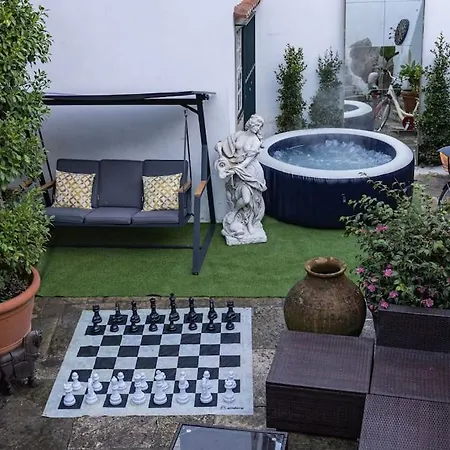 Unique Tiny Smart With Private Garden, Jacuzzi, Ps5, Cinema Projector - Wow Сasa de vacaciones *