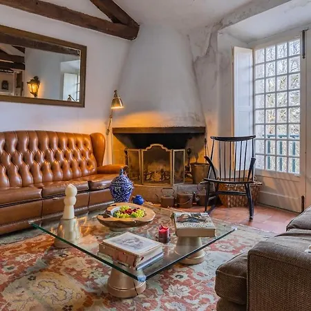 Сasa de vacaciones Unique Tiny Smart With Private Garden, Jacuzzi, Ps5, Cinema Projector - Wow Sintra